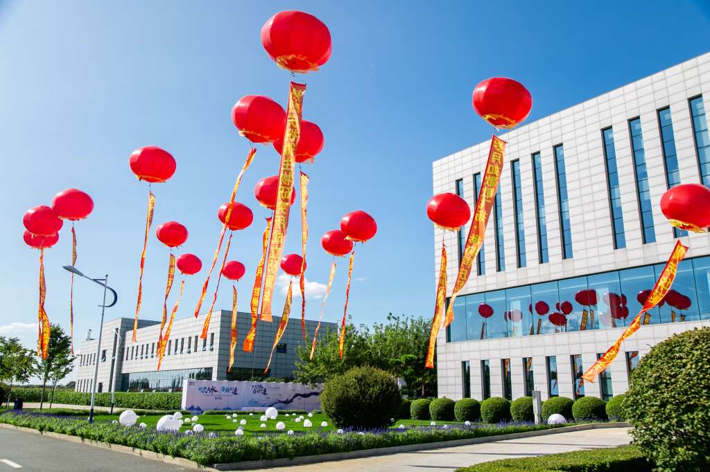 0451-83345229 中文 |